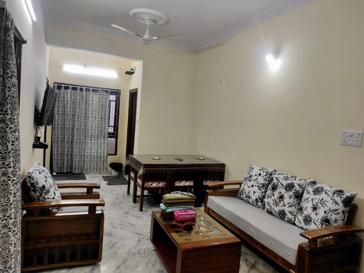 Home To Explore Food, History & Shopping Hyderabad Exterior foto